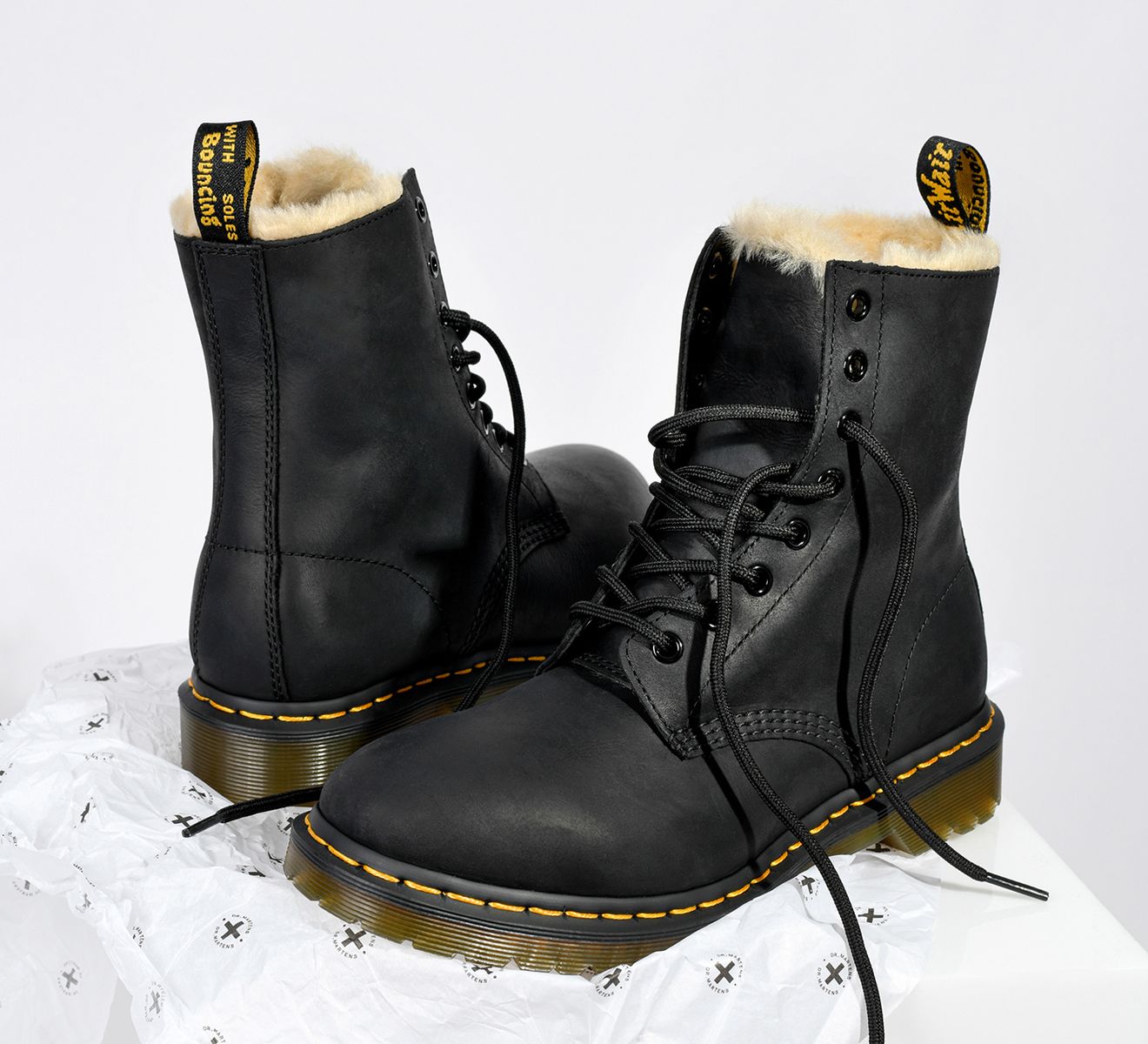 Serena b black dr martens clearance