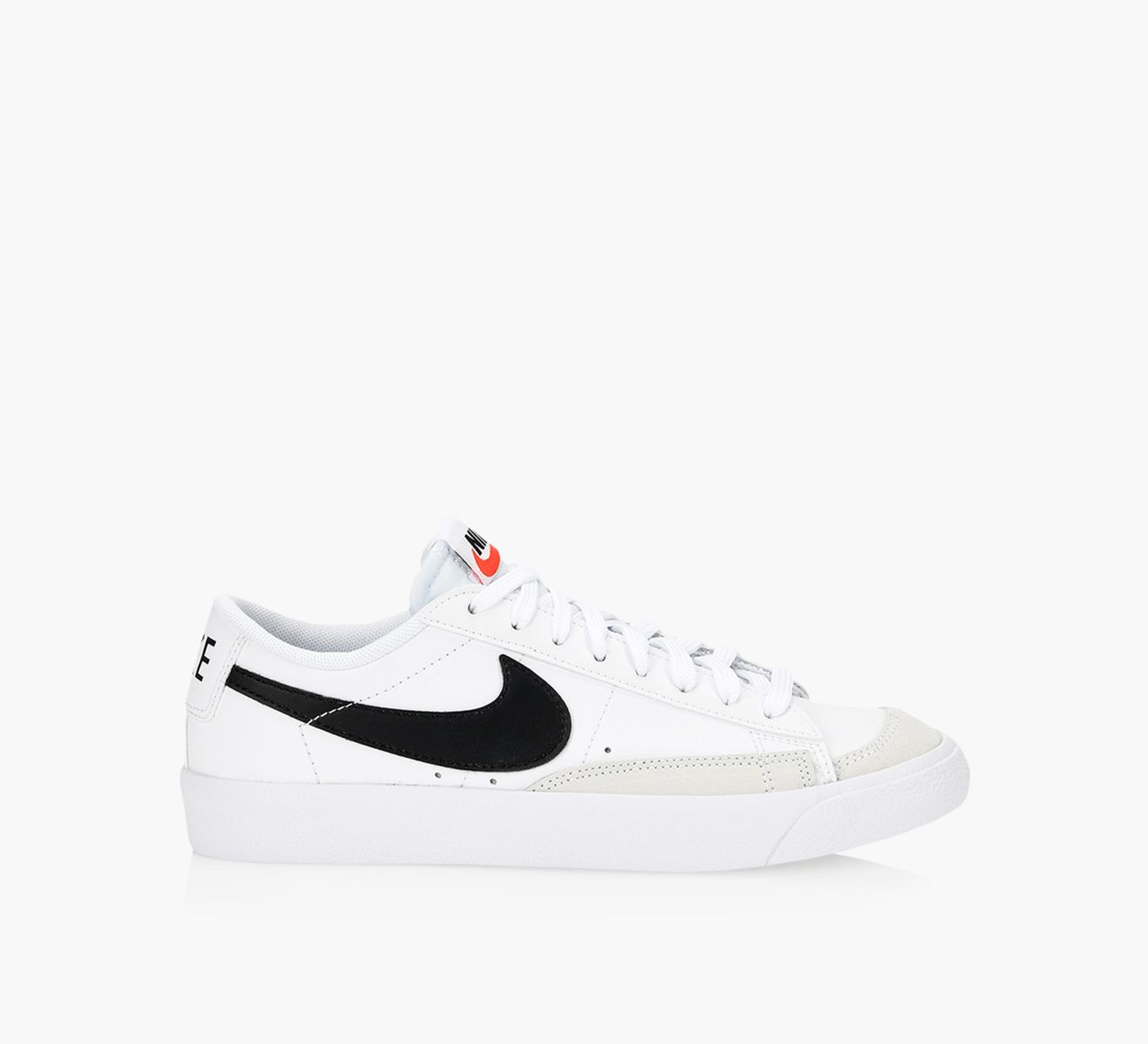 NIKE NIKE BLAZER LOW 77 White Browns Shoes