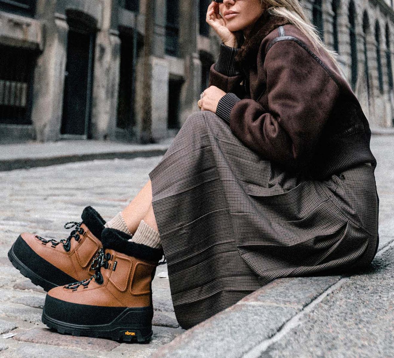UGG SHASTA BOOT MID Browns Shoes