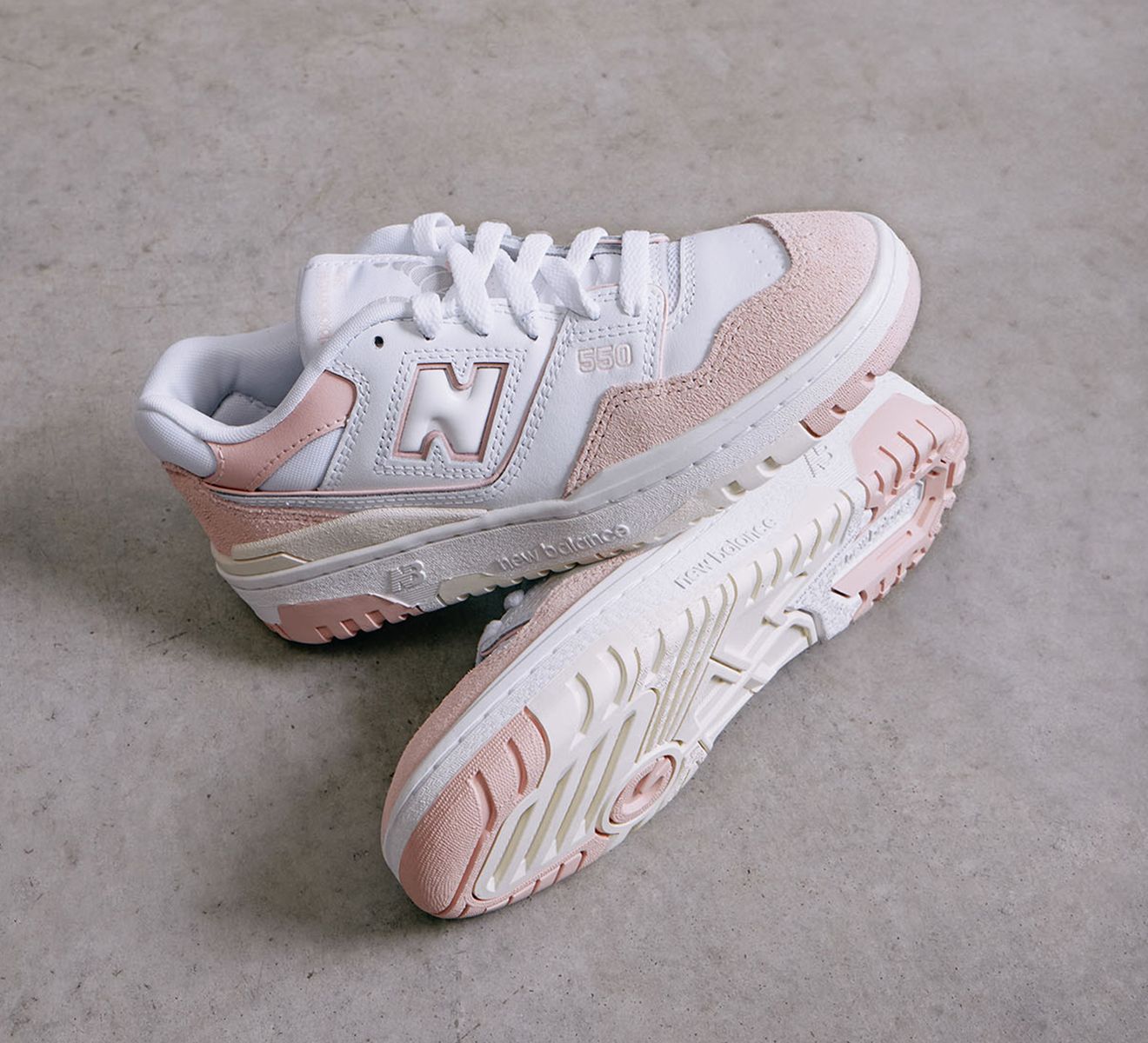 シューズ(女性用) New Balance 550 golf shoes I Tried New Balance's Chunky Golf Sneakers | MyGolfSpy