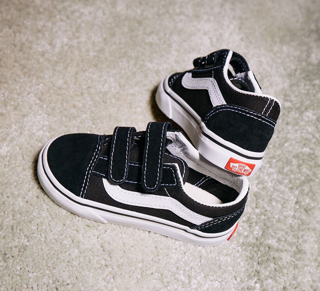Off the wall old skool v best sale