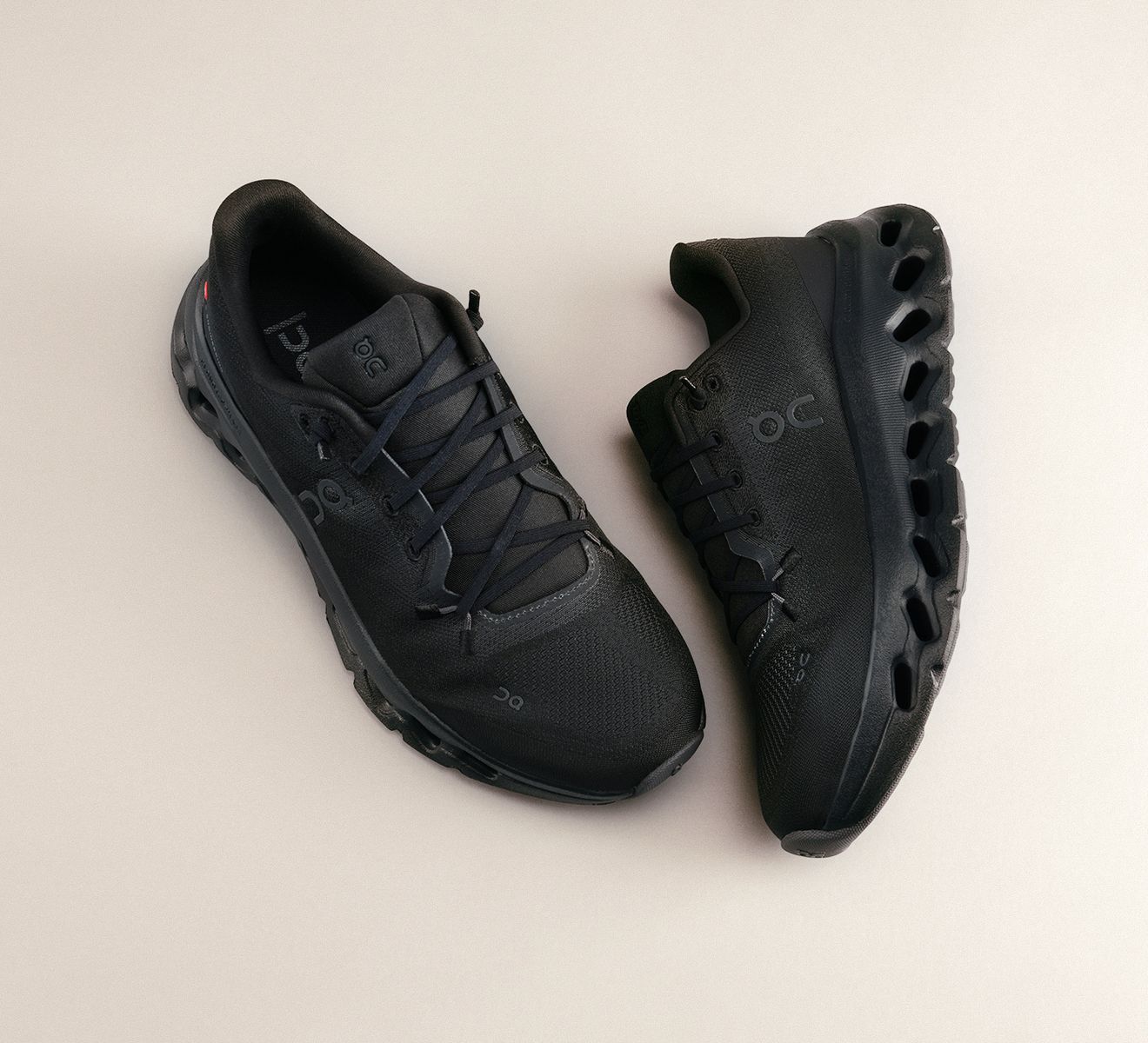 靴 On cloudtit The Cloudtilt: Cushioned Lightweight All-Day Men's Shoe | On