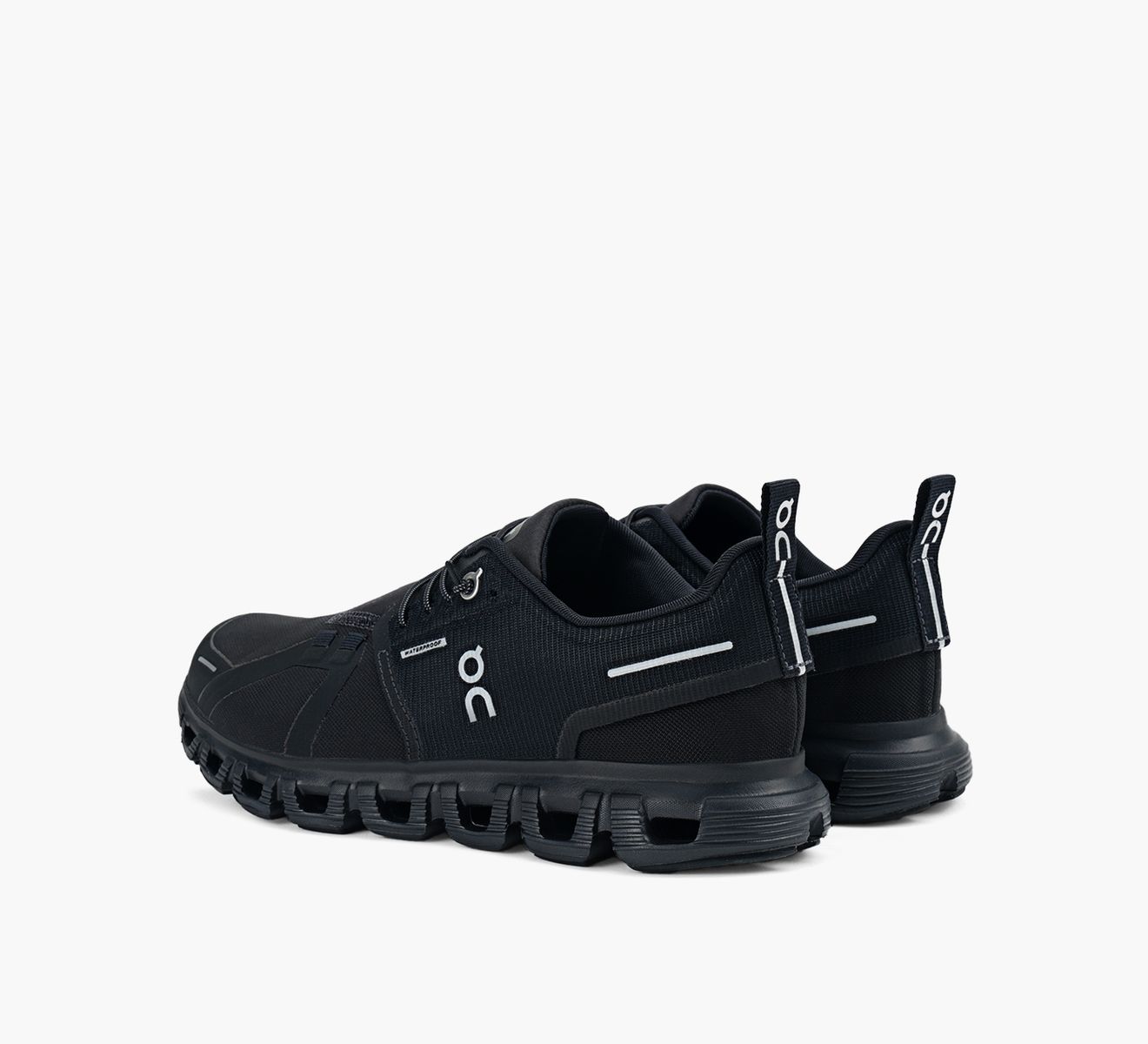 CLOUD 6 WATERPROOF