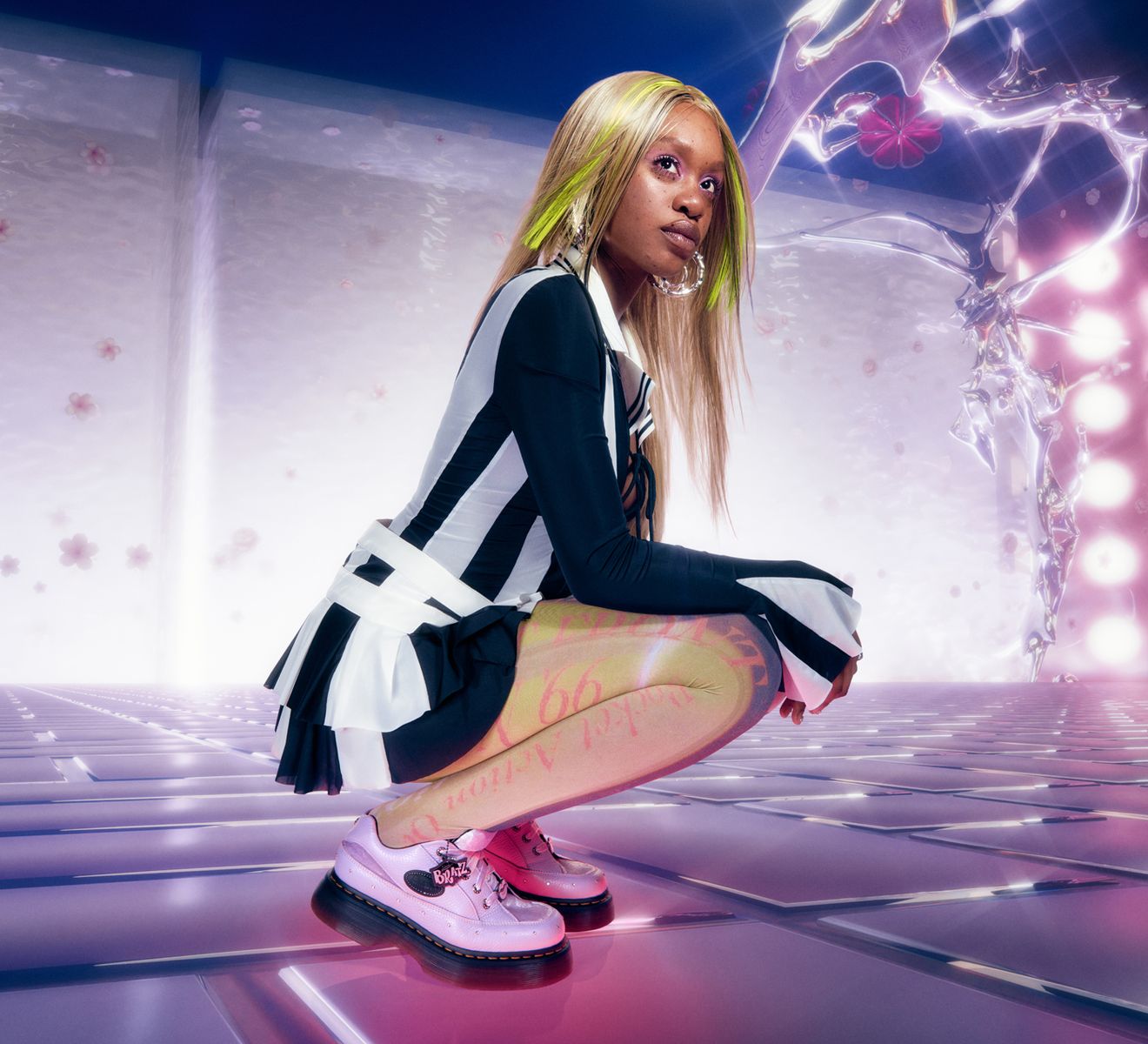 DR. MARTENS BUZZ 5I X BRATZ | Browns Shoes