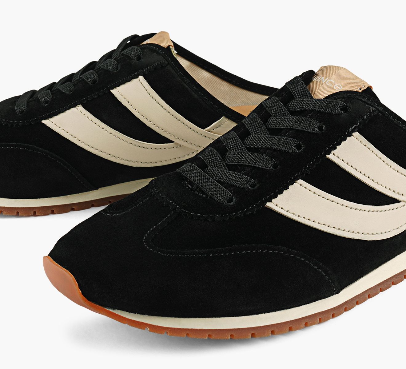 OASIS RUNNER MULE