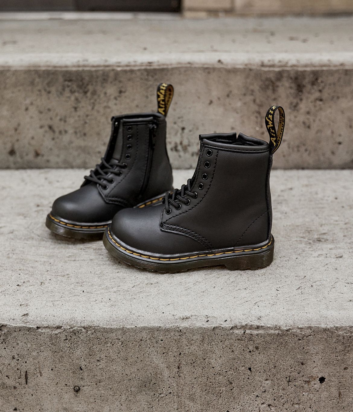 Doc martens 1460 kids 2025