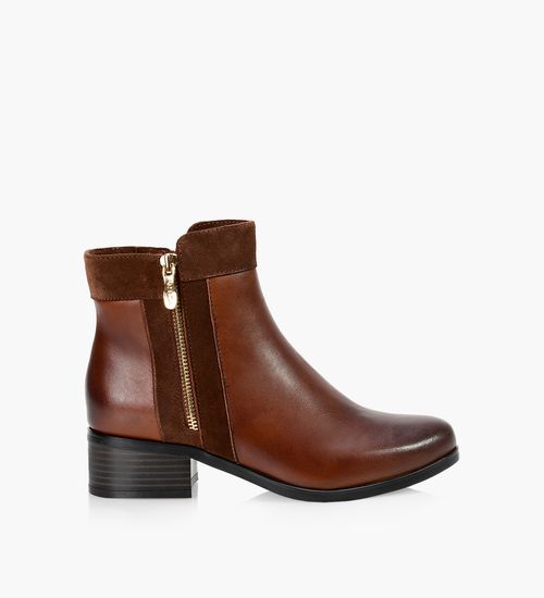 ARTICA for Women Browns Shoes
