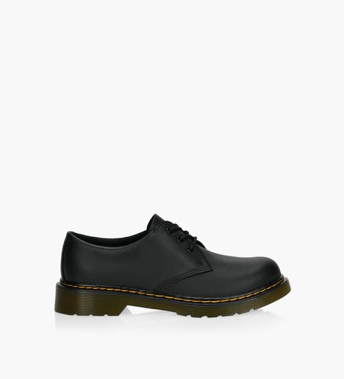 Black school shoes size 6.5 top