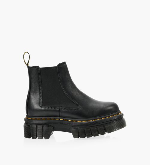 Black chelsea boots womens sale hot sale