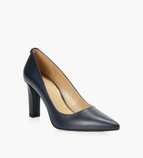 Women s Shoes on Sale Browns Shoes