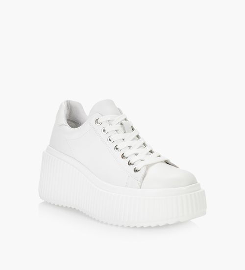 Beautiful white shoes online