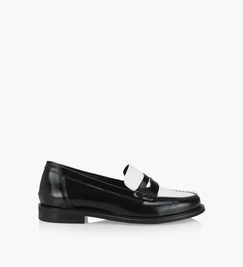 B2 shoes eaton centre top