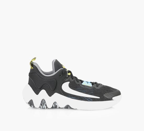 Nike size 3 boys 2025