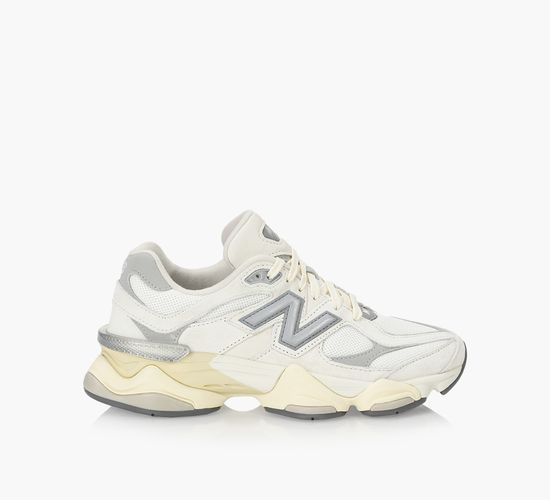 NEW BALANCE Browns Shoes