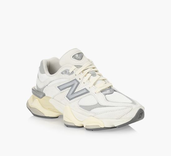 NEW BALANCE Browns Shoes