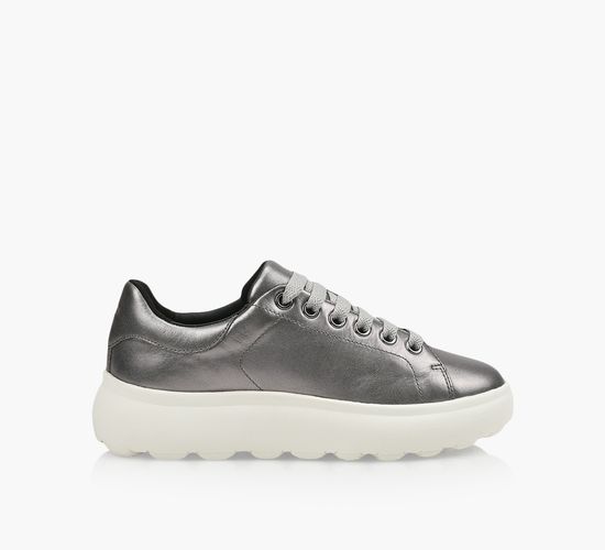 Geox shoes near me best sale