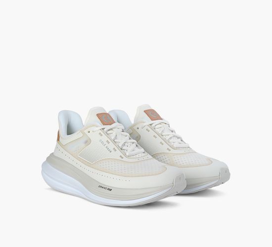 GRANDPRO QUADSTAR RUNNING SNEAKER