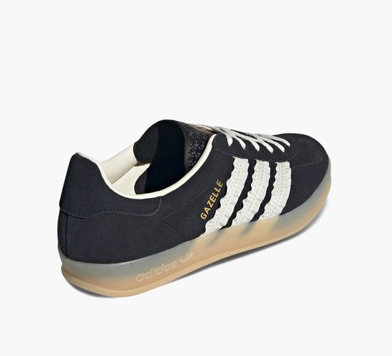 GAZELLE INDOOR