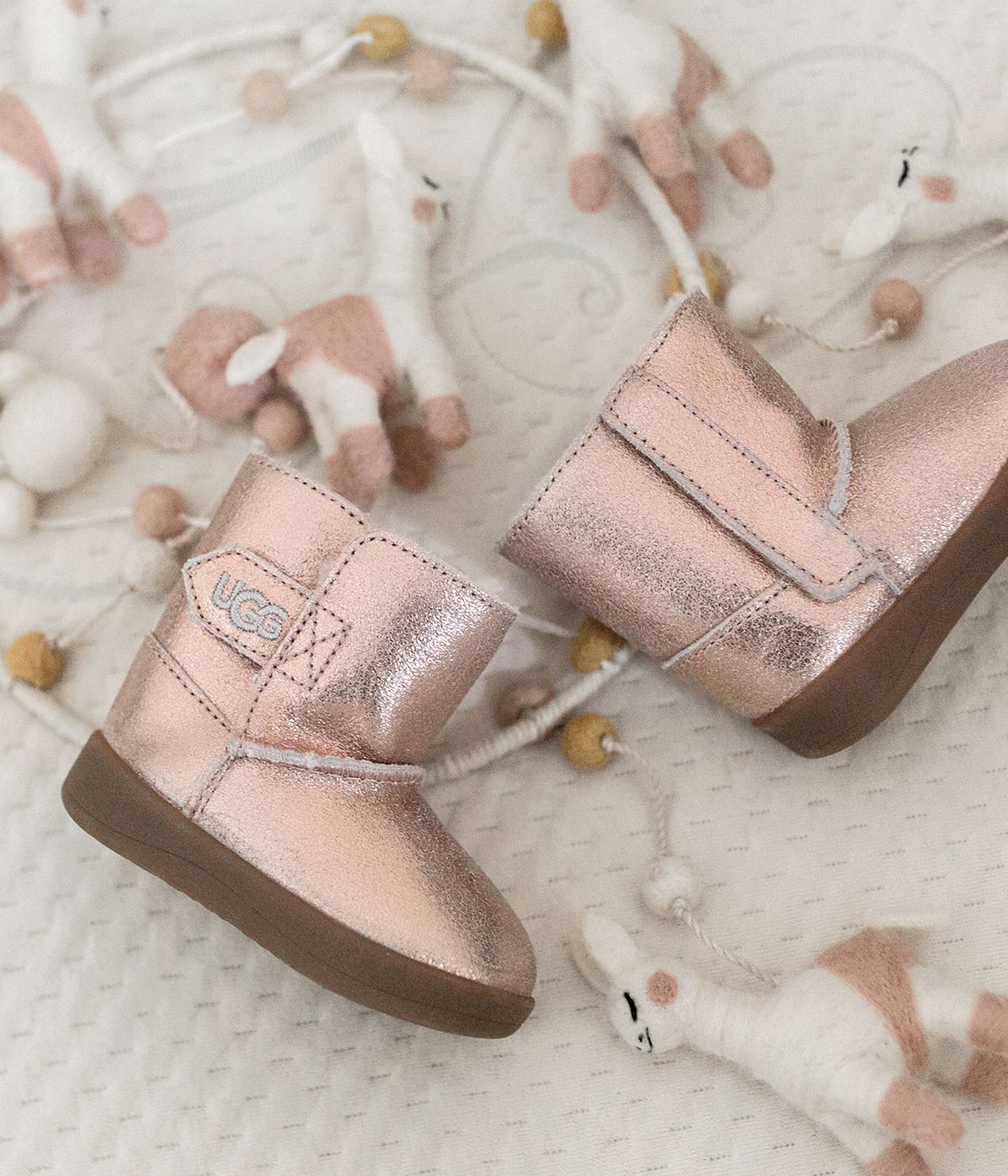 Baby sparkle uggs hot sale