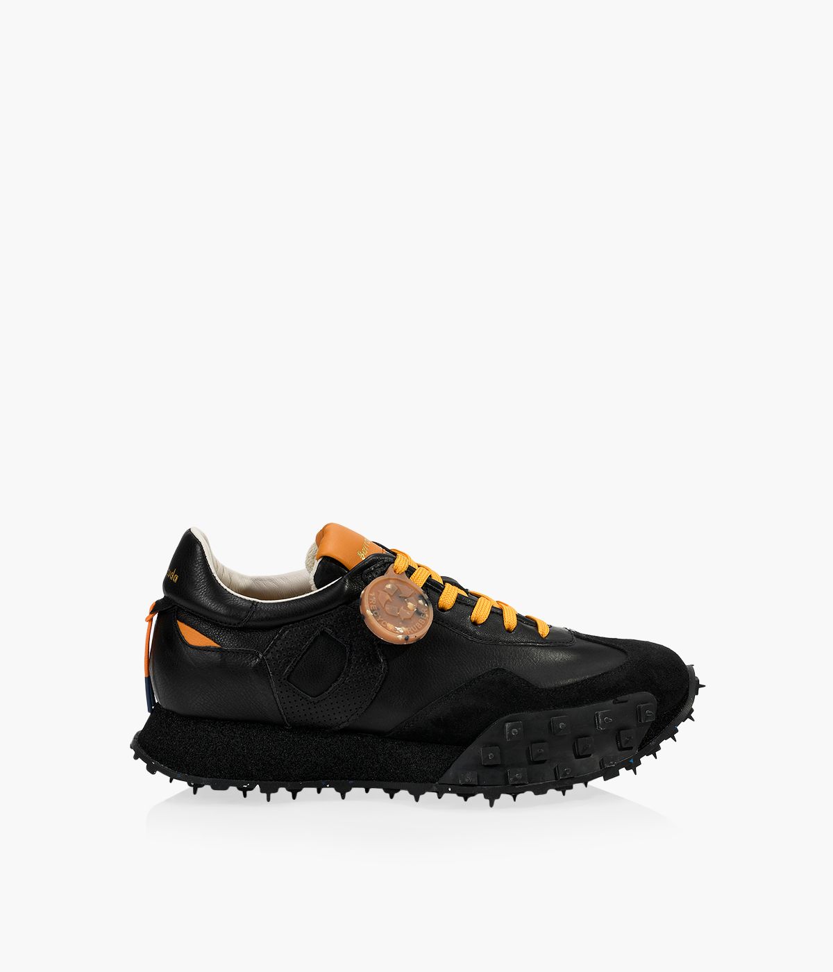 Barracuda shoes top