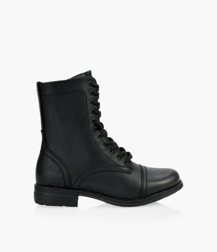 Artica boots sale clearance