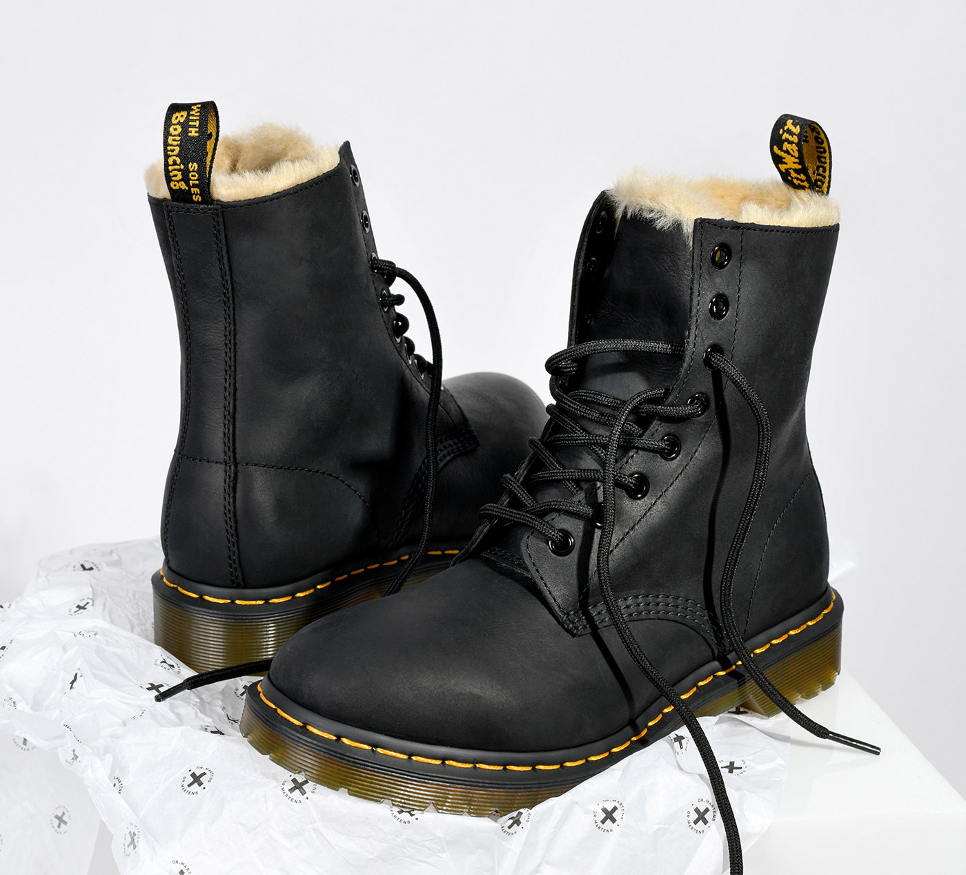 1460 SERENA FAUX FUR LINED LACE UP