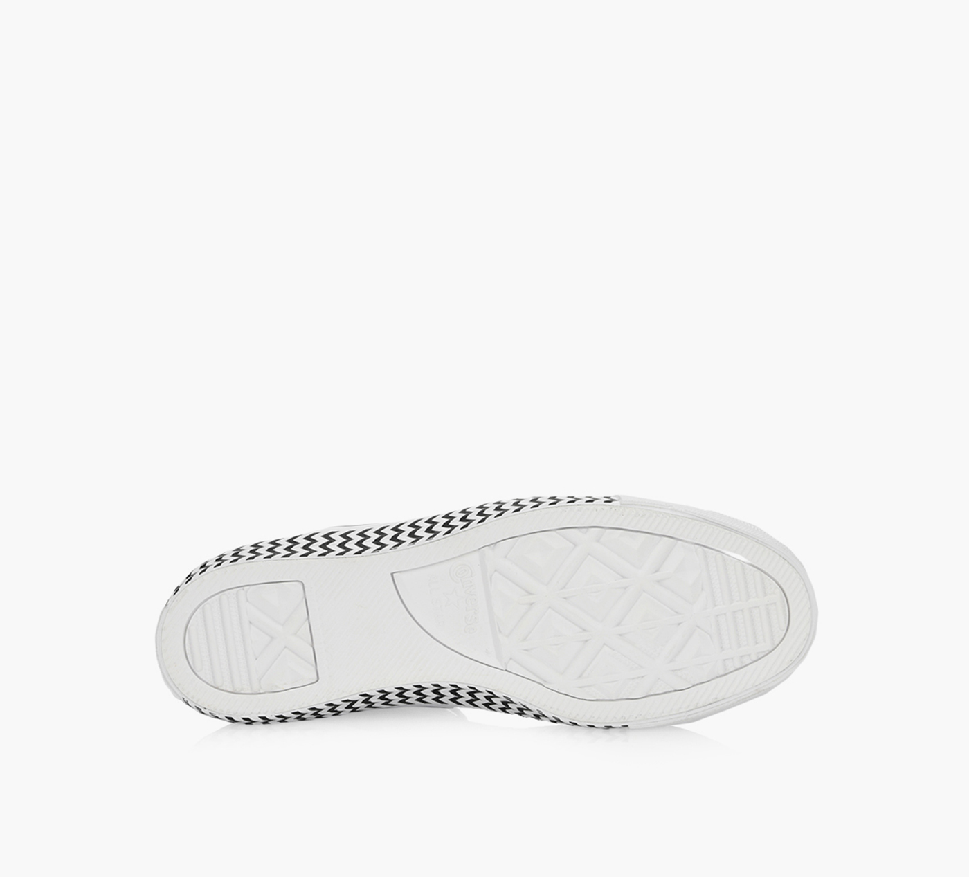 CHUCK TAYLOR - MISSION V