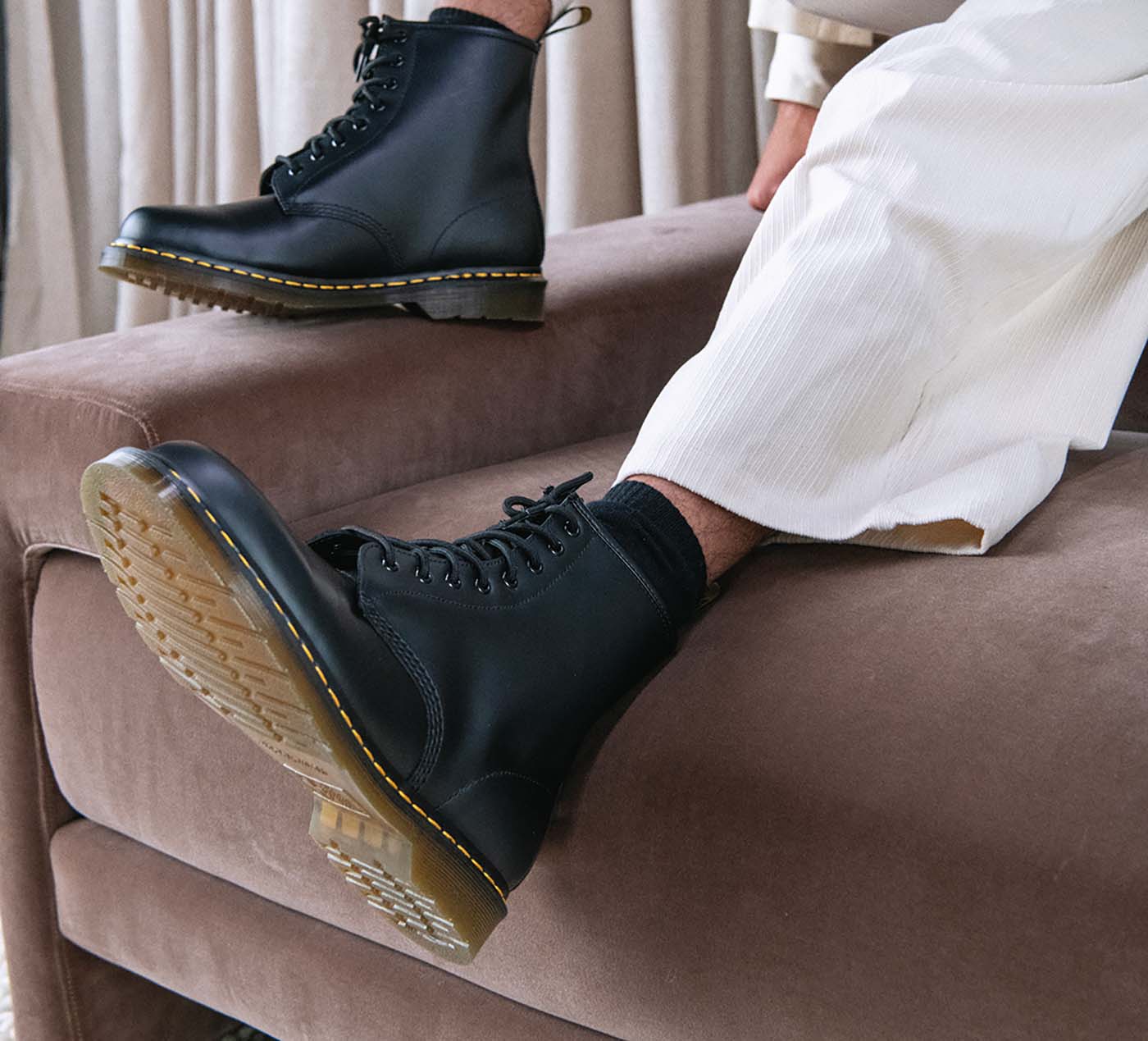 1460 LACE UP BOOTS