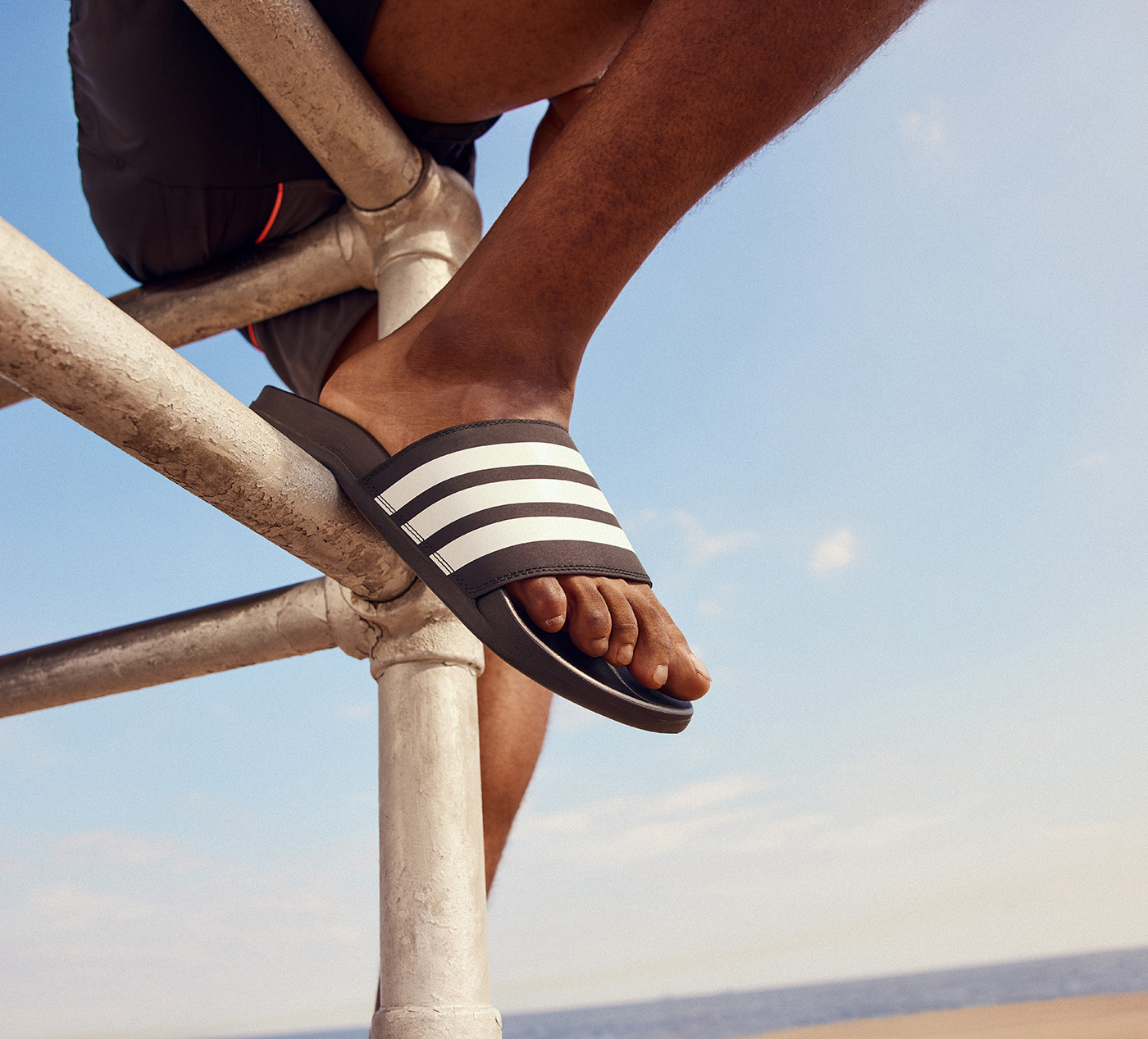 ADILETTE COMFORT SLIDES