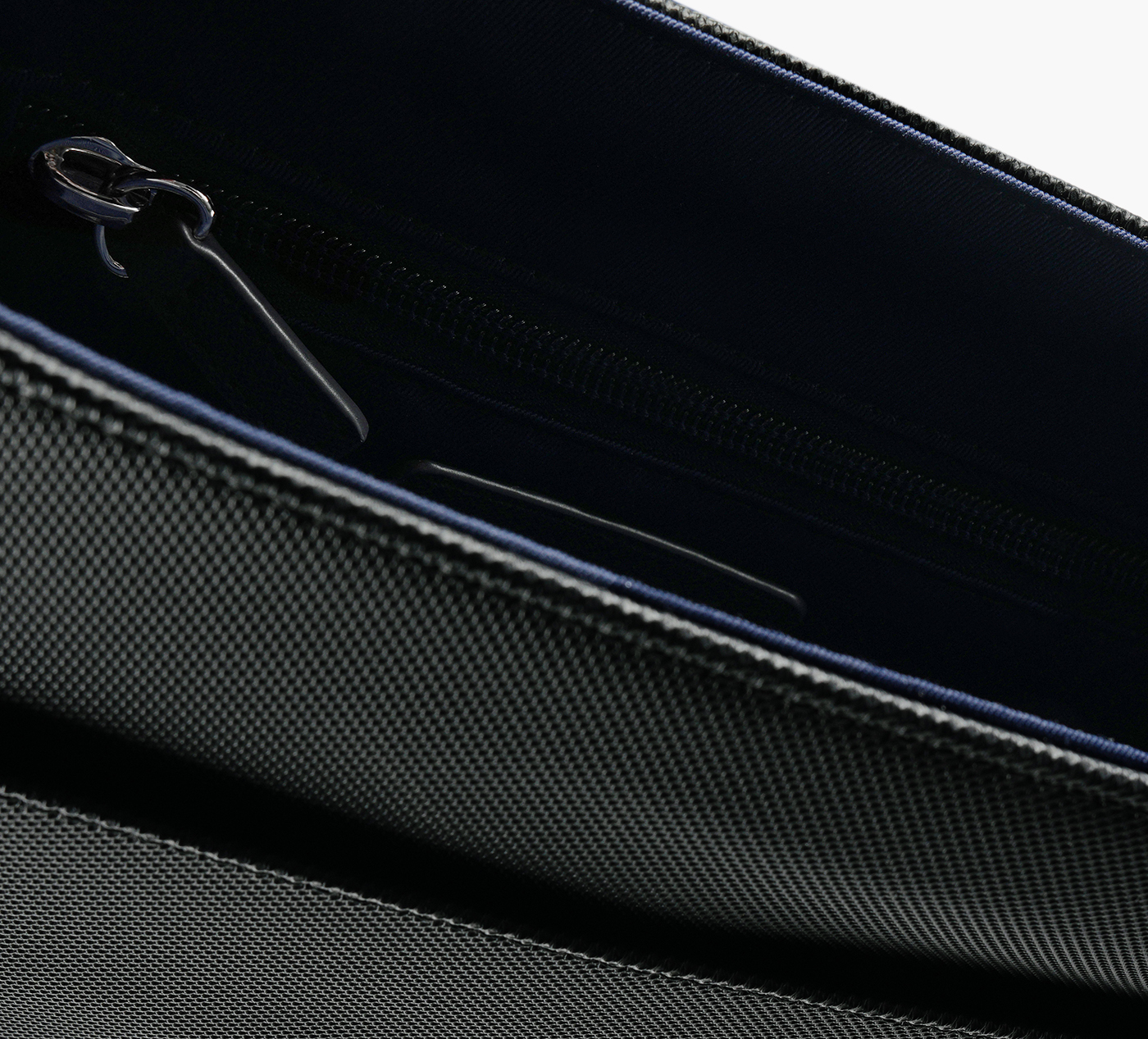FLAT CROSSOVER BAG