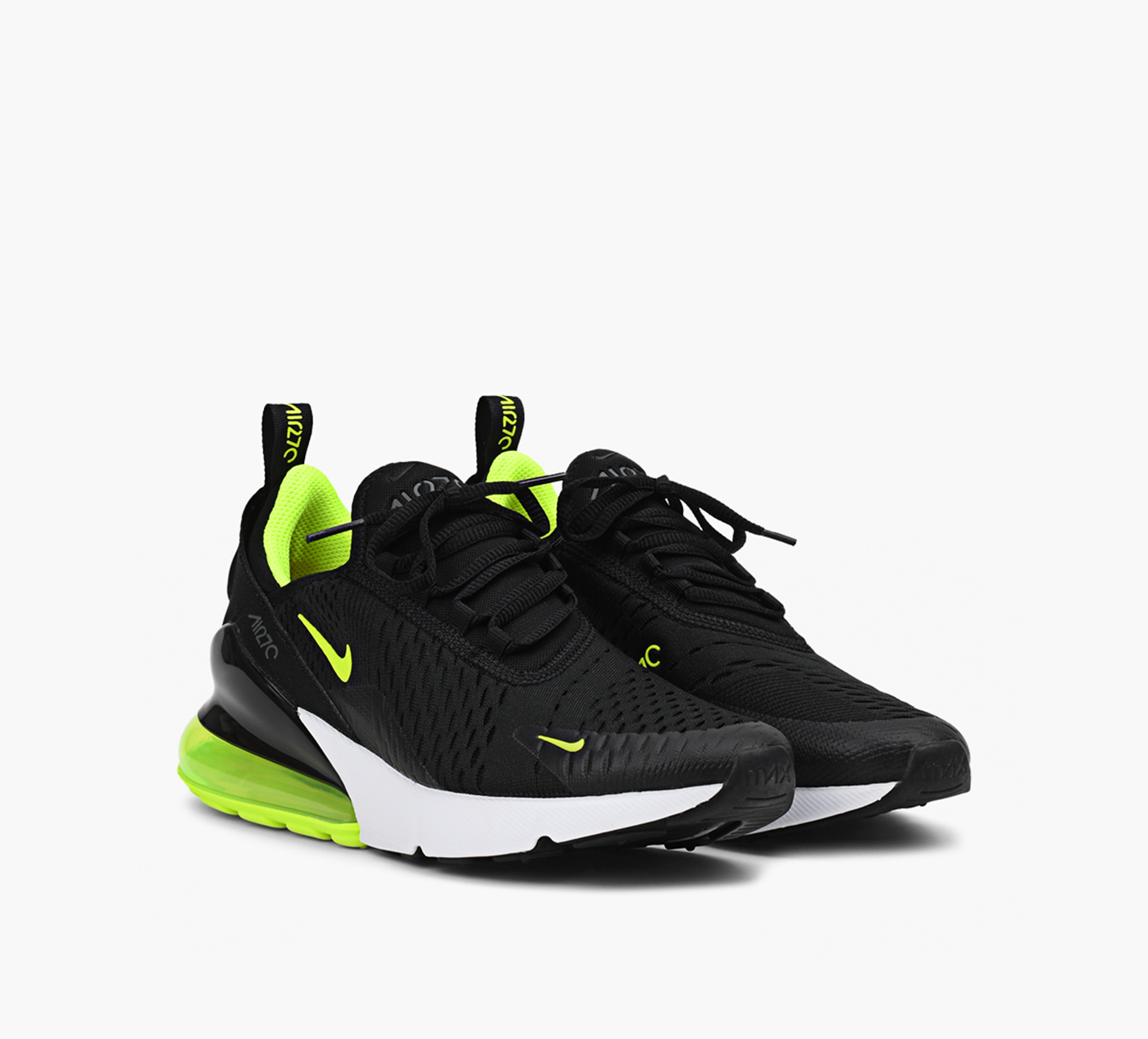AIR MAX 270