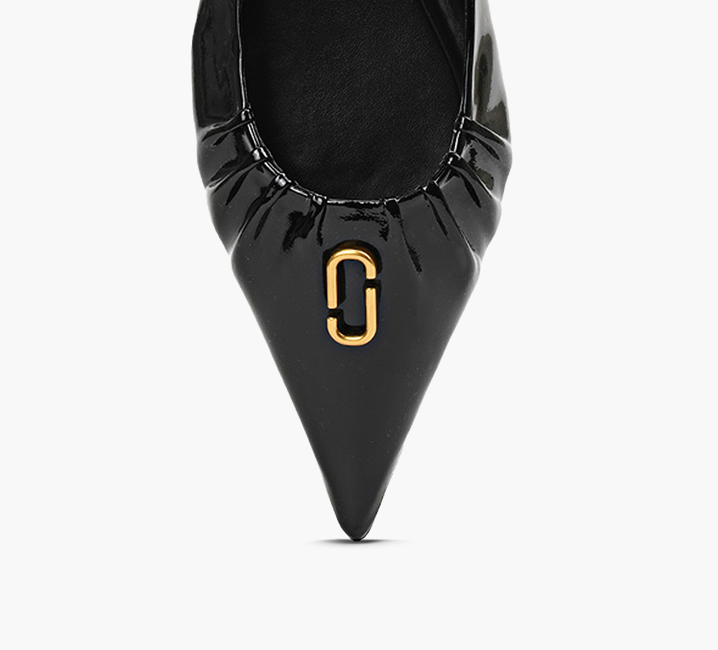 THE POINTY TOE BALLERINA