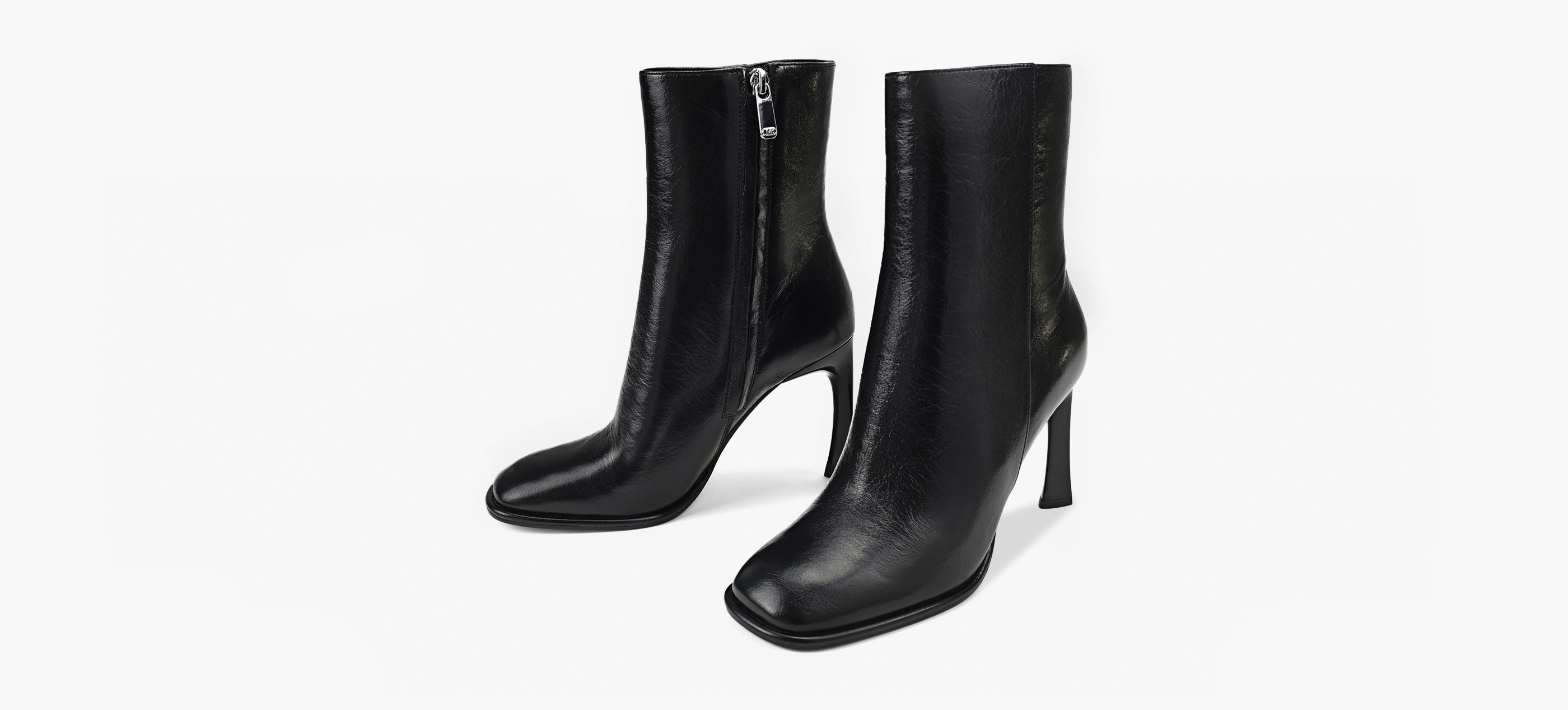 【送料&関税込】Michael Kors Kinlee Bootie Boots Kinlee Leather Ankle Boot | Michael Kors Canada [CA]