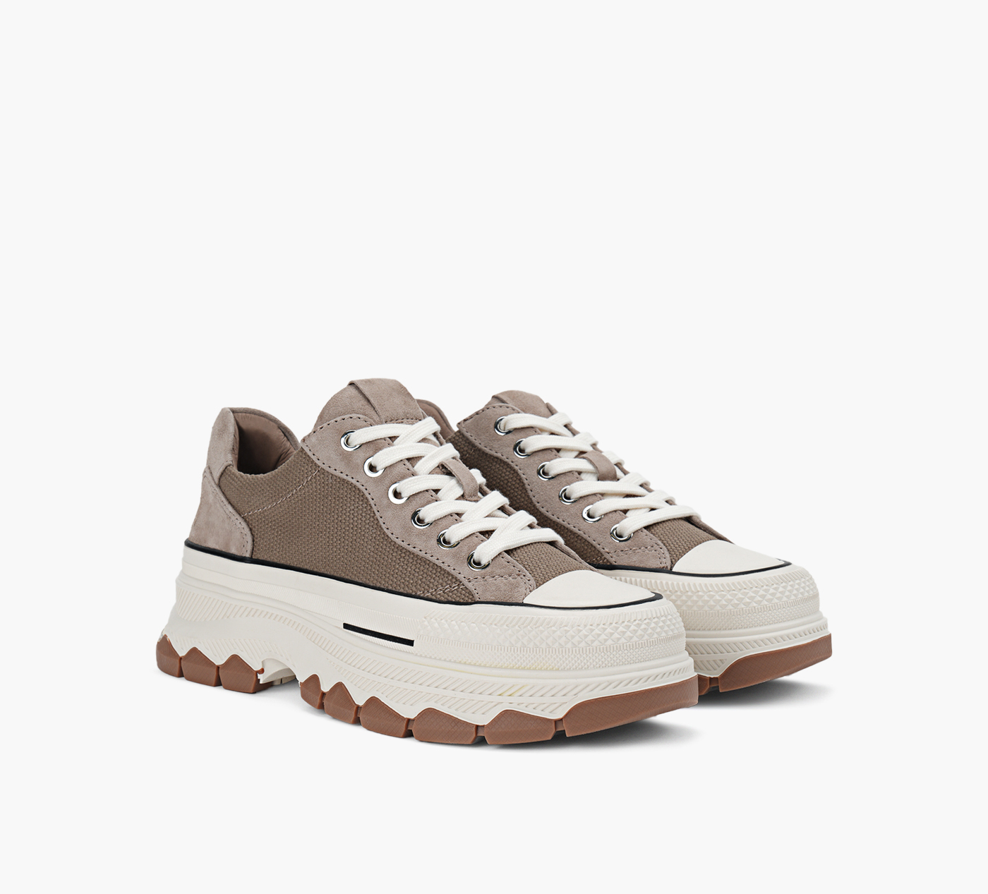 CARLY SNEAKER