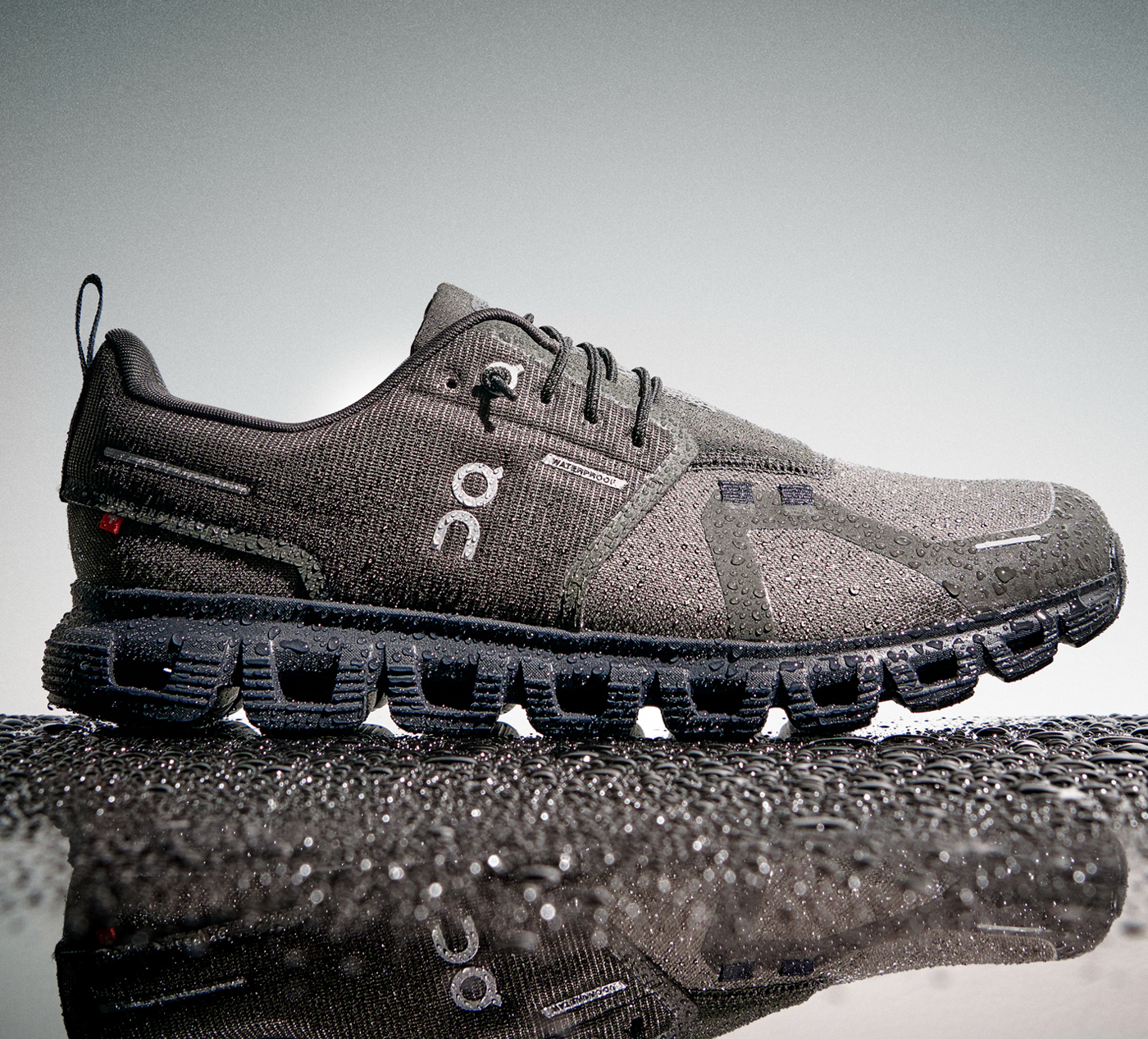 CLOUD 6 WATERPROOF