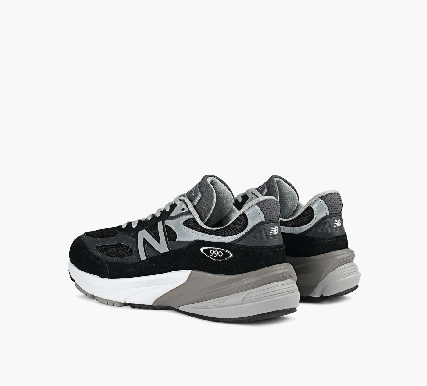 990