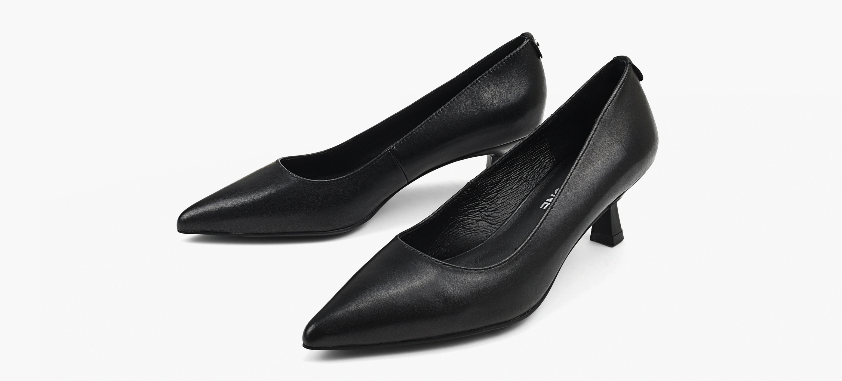 ODETTE PUMP