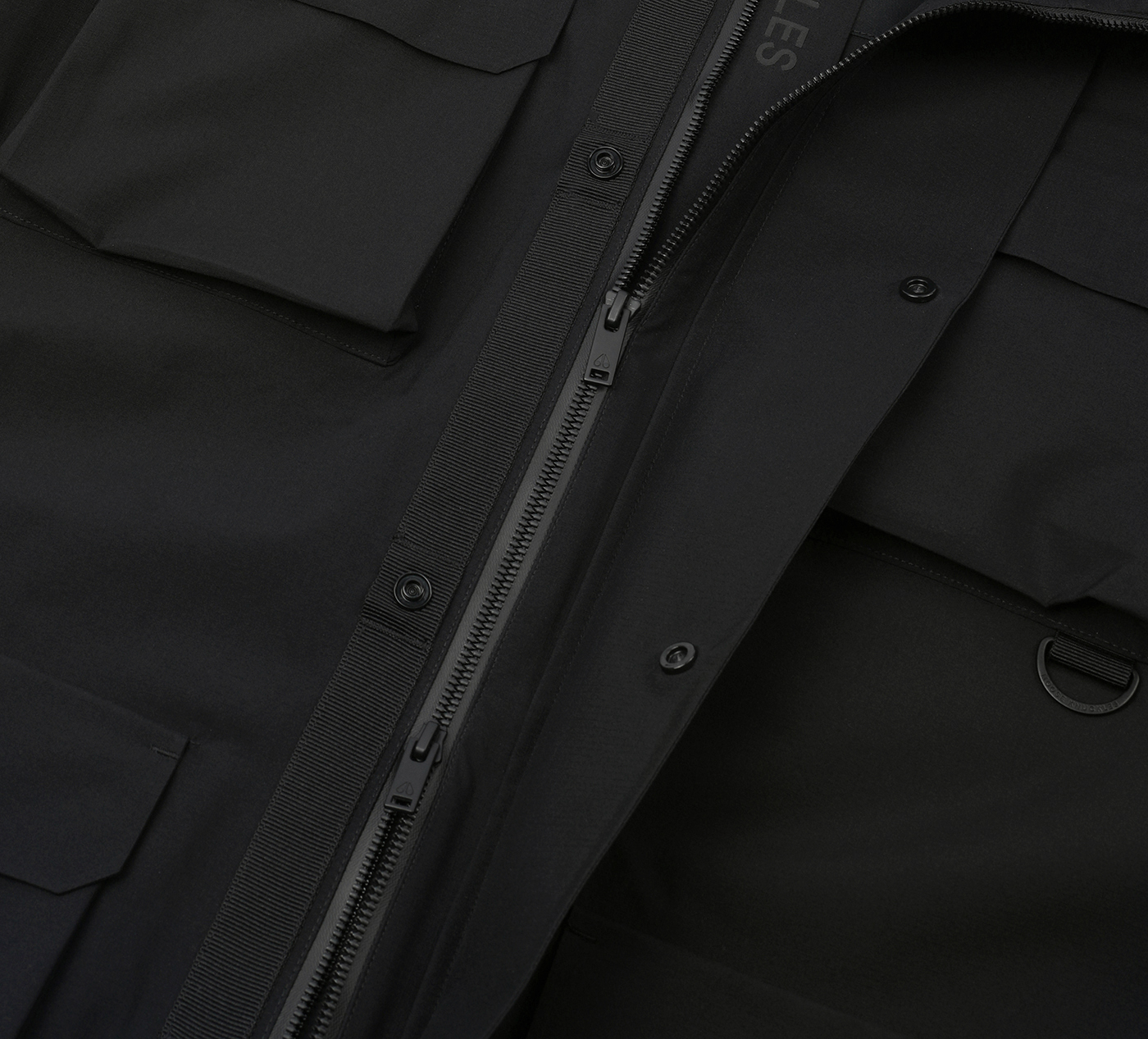 MANSFIELD RAIN JACKET