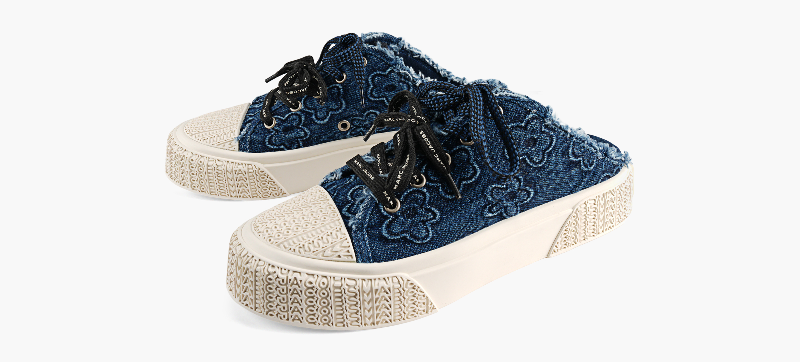 THE SNEAKER MULE