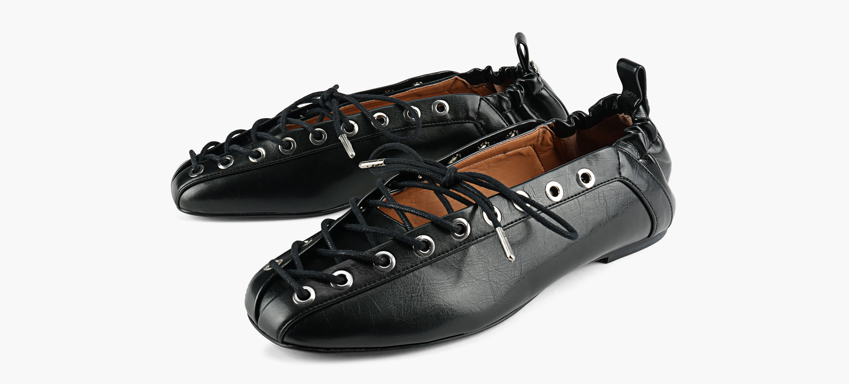 EYELETS LACE UP BALLERINA