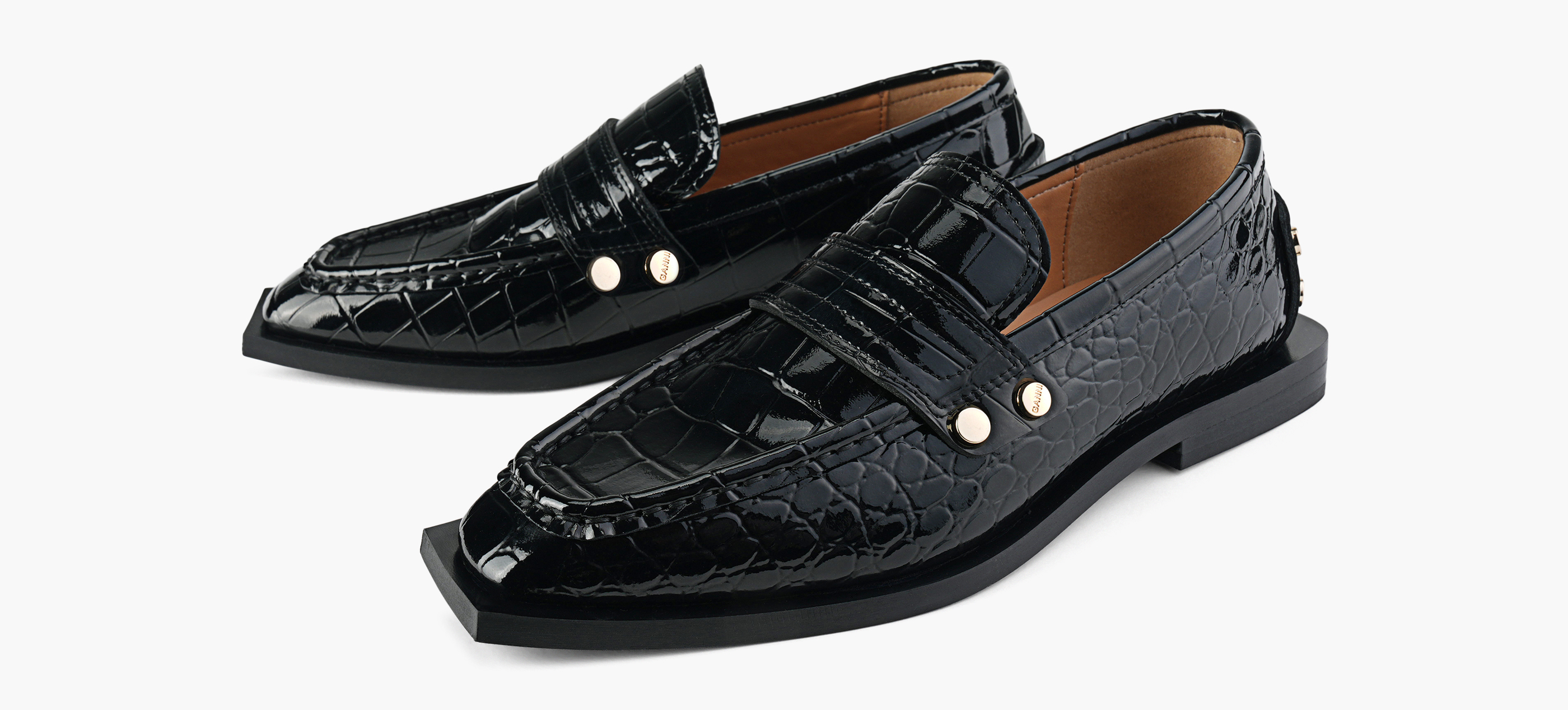 STUDS SQUARE TOE LOAFER