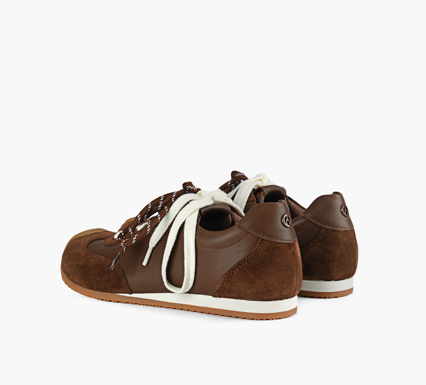 QUINN SNEAKER