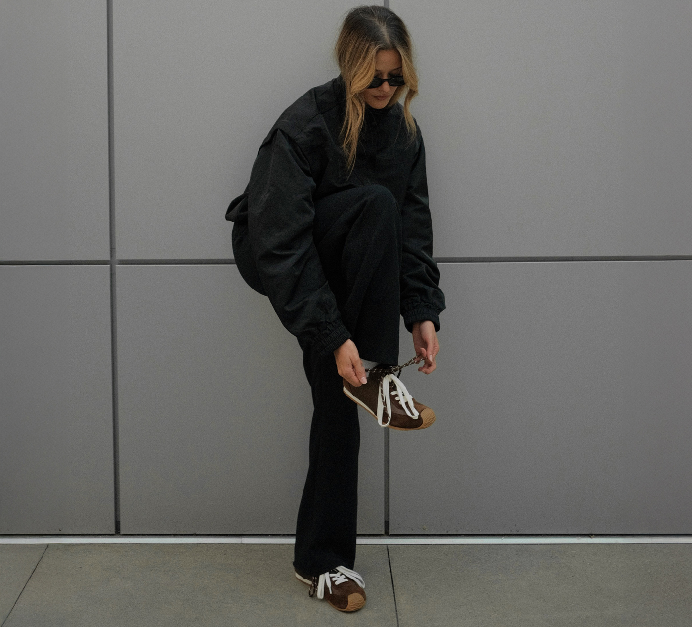 QUINN SNEAKER