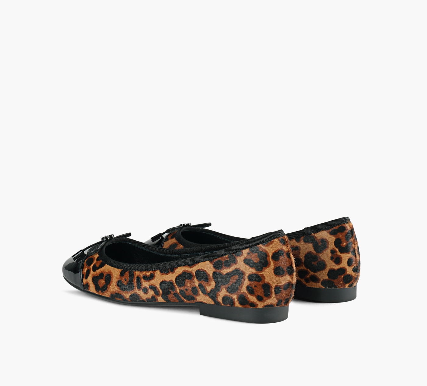 ZARI FLAT