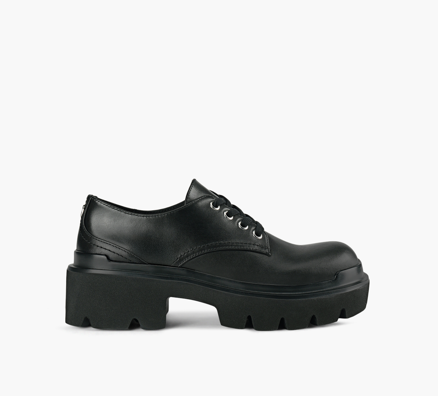 BLAIR LACE UP