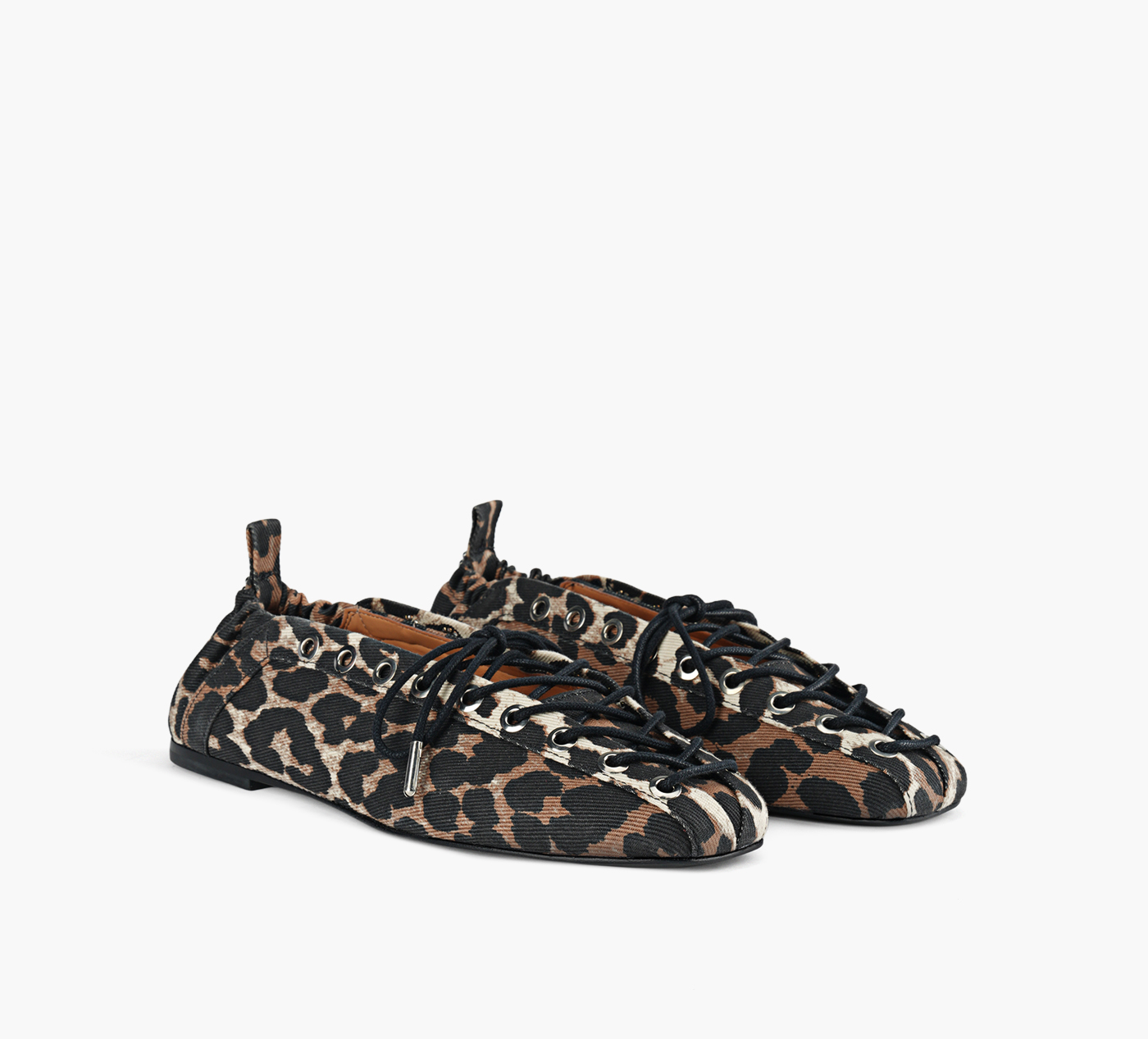 EYELETS LACE UP BALLERINA
