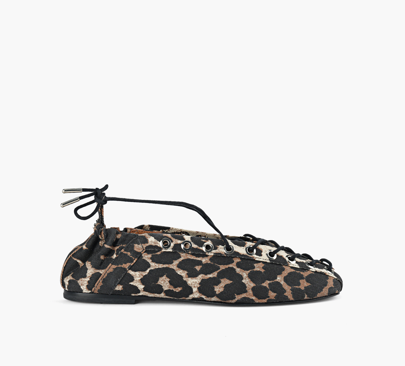 EYELETS LACE UP BALLERINA