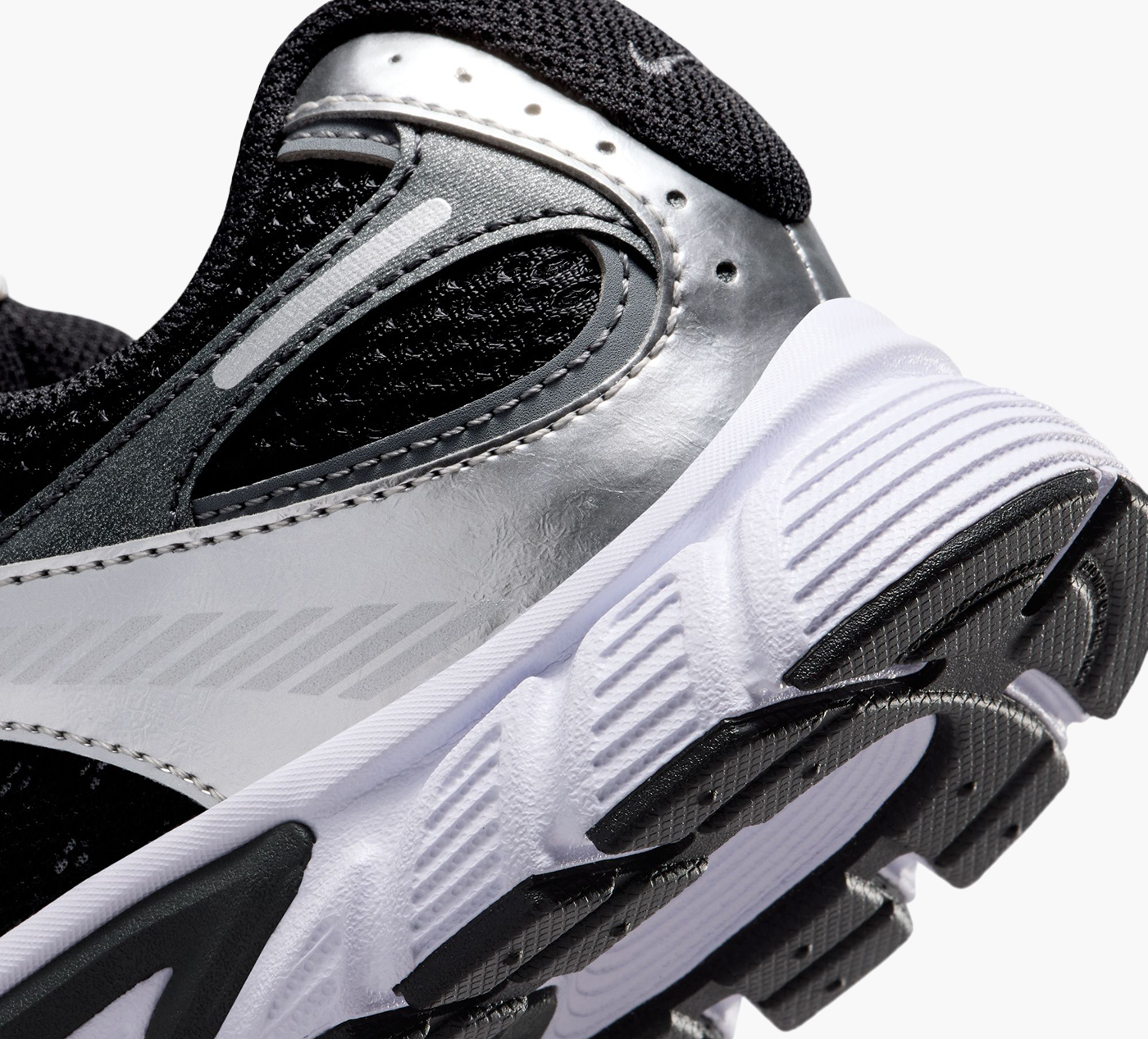 V5 RUNNER SUEDE LACE