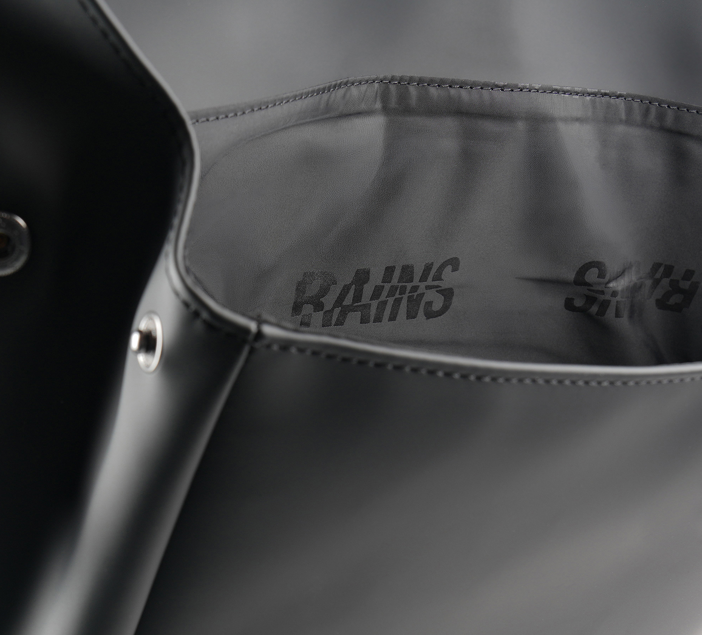 OTG MESSENGER BAG
