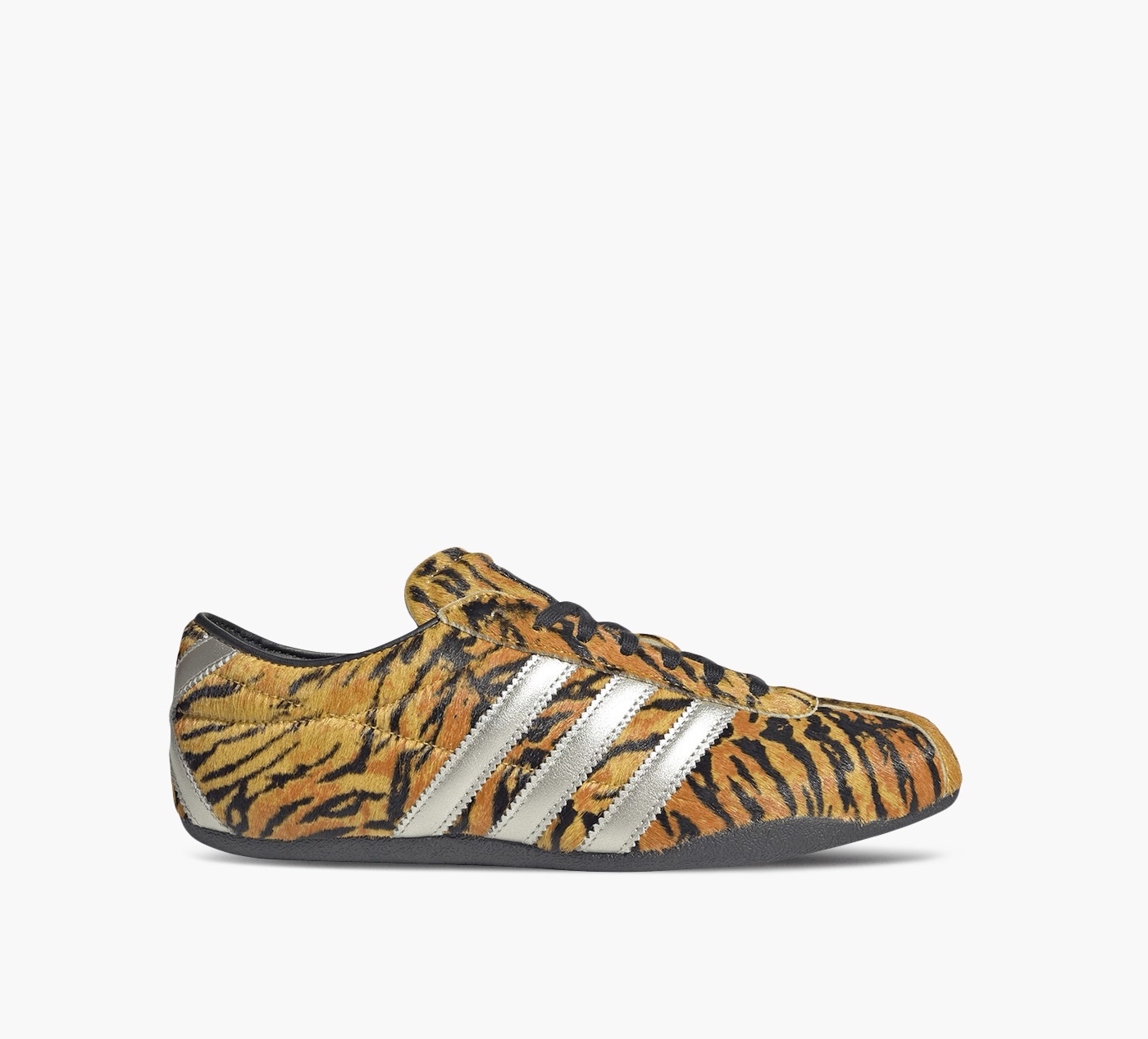 yellow/gold metallic/core black